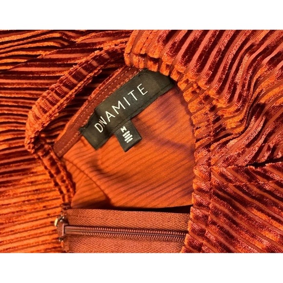 Dynamite Medium Copper Velvet Ribbed Halter Keyhole Midi Dress - Picture 7 of 11